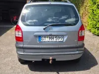 Gebraucht Opel Zafira 125 PS (91 kW) 2004 Silber Van / Kleinbus