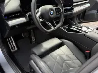 Gebraucht BMW 520 M Sport 197 PS (144 kW) 2024 Grau Limousine