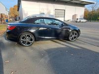 Second-hand Opel Cascada 170 CP (125 kW) 2015 Negru Cabrio