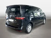 Gebraucht VW Multivan Life 150 PS (110 kW) 2023 Deep black perleffekt Van / Kleinbus