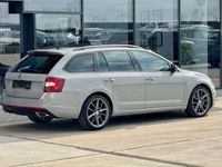 gebraucht Skoda Octavia Combi VRS ACC*Virtual*Pano*LED*DCC*Cant.