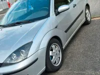 Gebraucht Ford Focus 115 PS (84 kW) 2002 Grau Kleinwagen