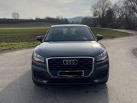 Gebraucht Audi Q2 116 PS (85 kW) 2019 Grau SUV