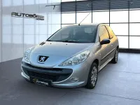 Gebraucht Peugeot 206+ 60 PS (44 kW) 2011 Grau Kleinwagen