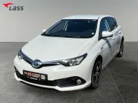 Gebraucht Toyota Auris Hybrid Team 136 PS (100 kW) 2017 Weiß Limousine