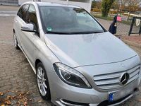 Gebraucht Mercedes B180 109 PS (80 kW) 2012 Silber Van / Kleinbus