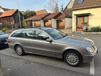 Gebraucht Mercedes E200 163 PS (119 kW) 2004 Gold Limousine