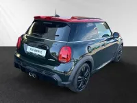 Gebraucht Mini John Cooper Works 231 PS (169 kW) 2022 Rebel green Kleinwagen