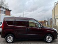 Gebraucht Fiat Doblò Dynamic 90 PS (66 kW) 2010 Orange  rot Van / Kleinbus