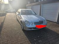 Gebraucht Mercedes 220 Elegance 150 PS (110 kW) 2006 Silber Limousine