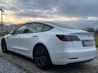Gebraucht Tesla Model 3 Standard Range Plus 208 kW (283 PS) 2023 Weiß Limousine