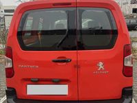 Gebraucht Peugeot Partner Premium 131 PS (96 kW) 2020 Rot Van / Kleinbus