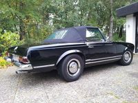Gebraucht Mercedes 250 150 PS (110 kW) 1967 Schwarz Cabrio