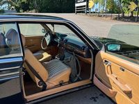 Gebraucht Mercedes 300 125 PS (91 kW) 1984 Schwarz Coupé