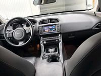 Gebraucht Jaguar XE 180 PS (132 kW) 2016 Blau Limousine