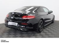Gebraucht Mercedes C200 AMG line 184 PS (135 kW) 2020 Ung. schwarz  unilack Coupé