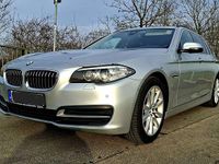 Gebraucht BMW 520 Luxury Line 184 PS (135 kW) 2013 Silber Kombi