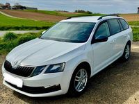 Gebraucht Skoda Octavia Ambition 150 PS (110 kW) 2017 Weiß Kombi