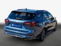 Gebraucht Ford Focus ST-Line X 155 PS (114 kW) 2025 Blau Limousine