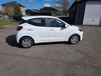 Gebraucht Hyundai i10 Select 67 PS (49 kW) 2020 Weiß Kleinwagen
