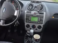 Gebraucht Ford Fiesta 70 PS (51 kW) 2008 Schwarz Kleinwagen