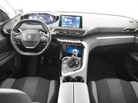 Gebraucht Peugeot 5008 Active 131 PS (96 kW) 2023 Grau SUV