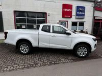 Neu Isuzu D-Max 163 PS (119 kW) 2026 Spash white Abholung