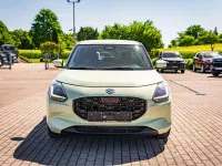 Gebraucht Suzuki Swift Comfort+ 83 PS (61 kW) 2024 Cool yellow metallic Kleinwagen