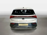 Używany Cupra Born e-Boost 169 kW (231 KM) 2025 Srebrny Hatchback