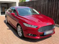 Gebraucht Ford Mondeo Titanium 179 PS (131 kW) 2015 Rot Limousine