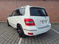 Gebraucht Mercedes GLK320 224 PS (164 kW) 2009 Weiß SUV