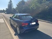 Gebraucht Audi A1 Attraction 105 PS (77 kW) 2013 Blau Kleinwagen