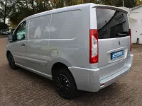 Gebraucht Peugeot Expert 128 PS (94 kW) 2016 Grau Van