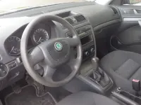 Gebraucht Skoda Octavia Active 105 PS (77 kW) 2012 Schwarz Kombi