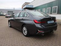 gebraucht BMW 320 d Luxury Line Lim. GSD, LED, Live,AHK Memory