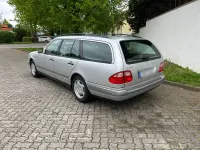 Gebraucht Mercedes E230 Elegance 150 PS (110 kW) 1997 Silber Kombi