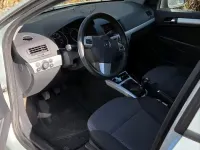 Gebraucht Opel Astra 90 PS (66 kW) 2009 Blau Kleinwagen