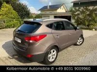 Gebraucht Hyundai ix35 Premium 184 PS (135 kW) 2012 Braun SUV