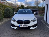 Gebraucht BMW 118 140 PS (102 kW) 2020 Weiß Kleinwagen