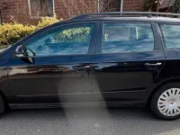 Usata VW Passat 140 CV (102 kW) 2010 Nero Station wagon