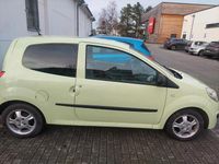 Gebraucht Renault Twingo 58 PS (42 kW) 2007 Grün Kleinwagen