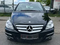 Gebraucht Mercedes B180 Avantgarde 109 PS (80 kW) 2010 Schwarz Van / Kleinbus