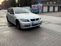Gebraucht BMW 320 150 PS (110 kW) 2006 Silber Kombi