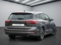 Neu Ford Focus 155 PS (114 kW) 2026 Grau Kombi