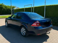 Gebraucht Ford Mondeo 125 PS (91 kW) 2006 Blau Limousine