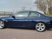 gebraucht BMW 330 i Coupé - (E92) Schalter mit Xenon und Navi