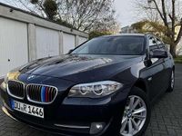 Gebraucht BMW 520 Lifestyle 163 PS (119 kW) 2011 Blau Kombi