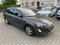 Gebraucht Ford Focus Cool & Connect 120 PS (88 kW) 2020 Grau Limousine