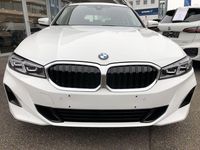 Gebraucht BMW 320 190 PS (139 kW) 2022 Weiß Kombi