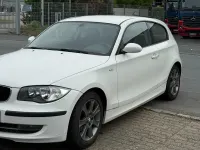 Używany BMW 116 122 KM (89 kW) 2008 Biały Hatchback
